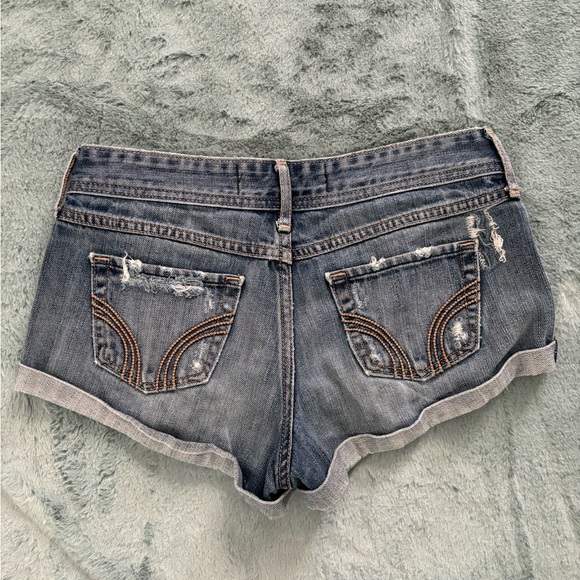 Hollister low rise short shorts! - Picture 2 of 2